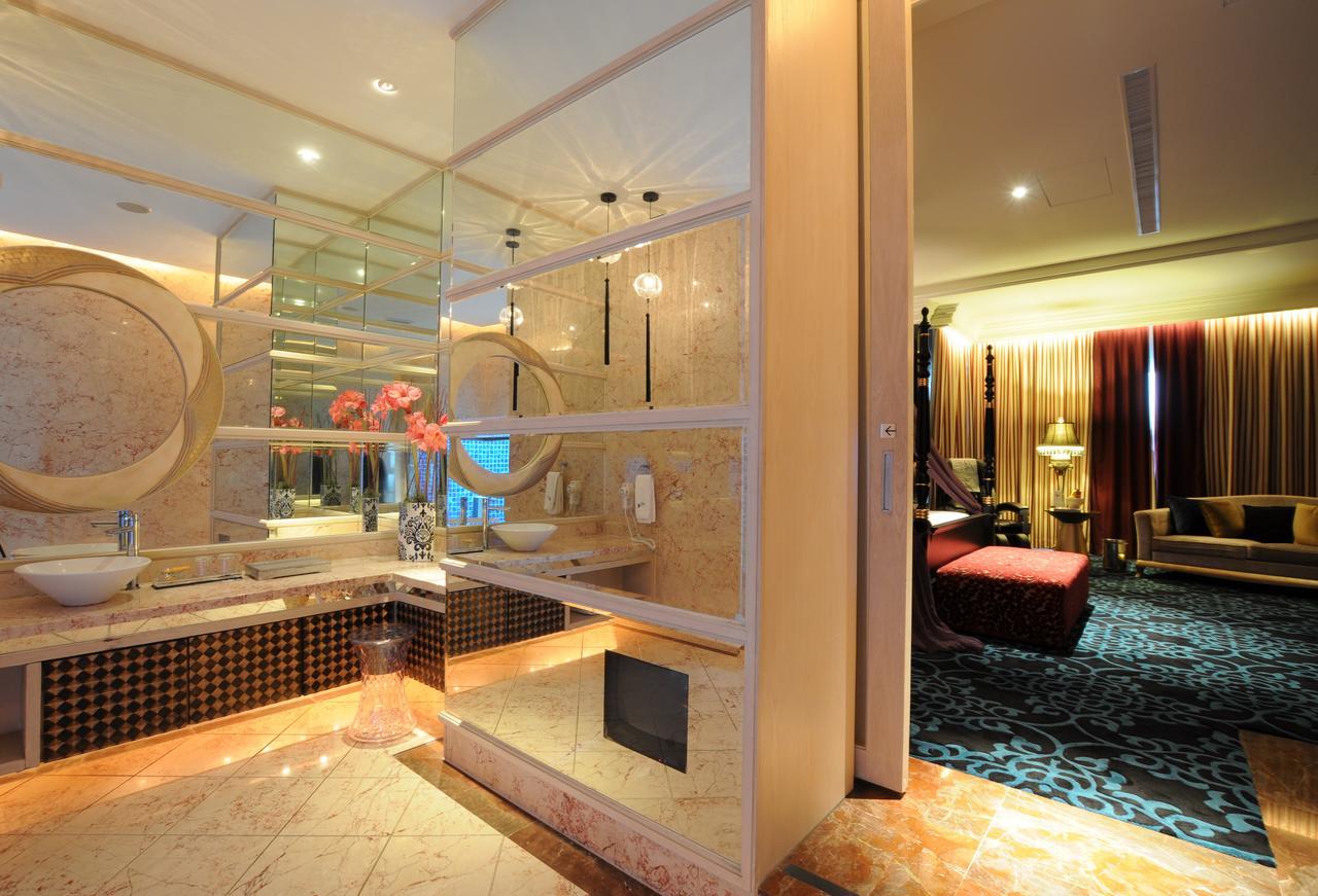 Sunshine Motel Taichung Exterior foto